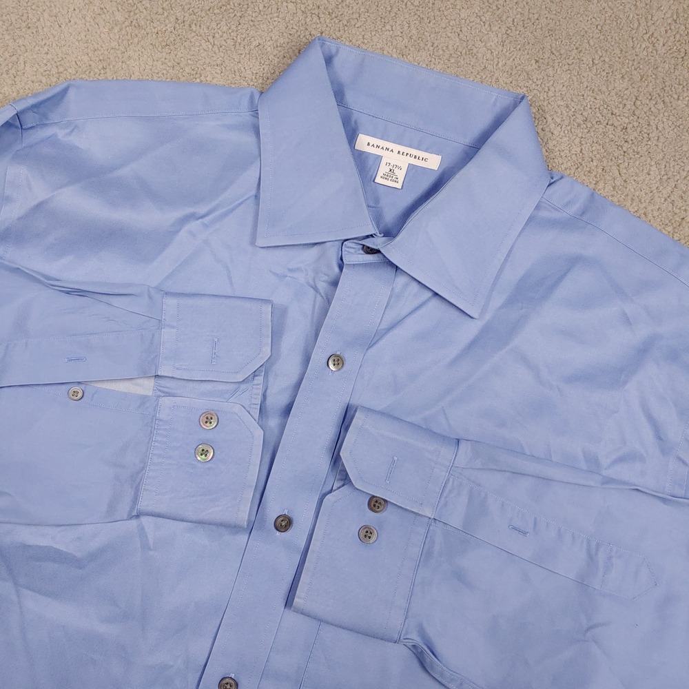 Banana Republic Button Down Shirt - Men XL Blue 100% Cotton Long Sleeve Solid